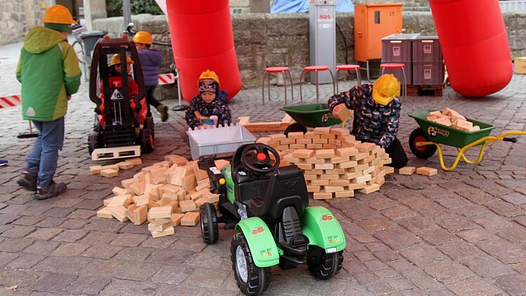 Impressionen von der Stadtmesse  Foto: Richard Sänger