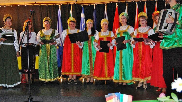 Der Singkreis Slawjanka.