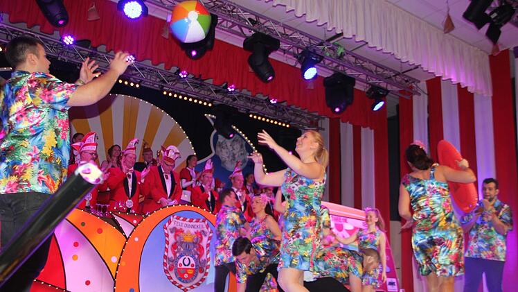 Noch einmal Action mit der Rock`n`Roll-Gruppe. Foto: Veronika Schadeck