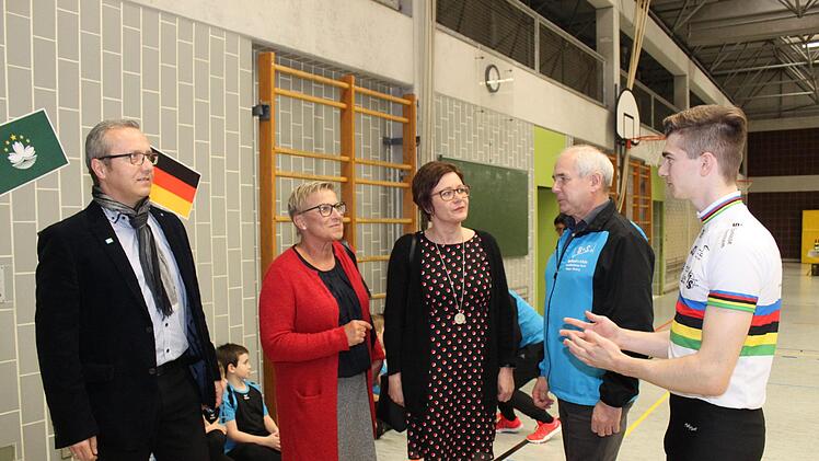 Michael Knörlein, Rosi Kraus, Anja Gebhardt und Alfred Pieger im Gespräch mit Lukas Kohl Foto: Carmen Schwind