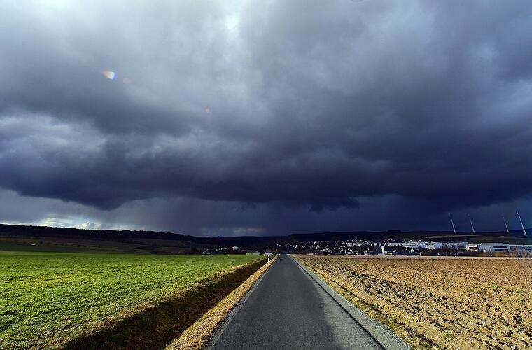 Warnung des DWD: In mehreren fränkischen Regionen soll es heftig stürmen