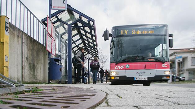 Die Sch&uuml;lerbef&ouml;rderung ist der Kernpunkt des neuen Nahverkehrskonzepts. Sp&auml;testens 20 Minuten nach den relevanten Unterrichtsstunden soll eine Fahrt nach Hause m&ouml;glich sein. Foto: Archiv/Marian Hamacher