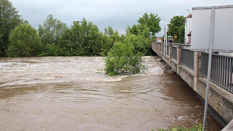 Aischbrücke von Aisch nach Adelsdorf. Foto: Johanna Blum