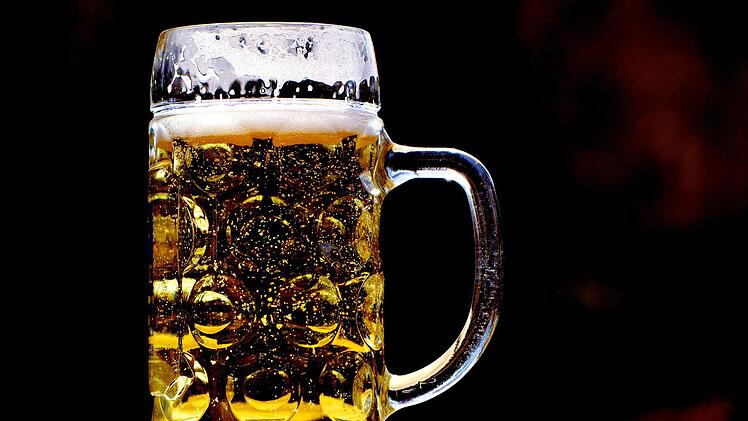 Kohlensäure-Mangel bedroht Bierproduktion in Bayern