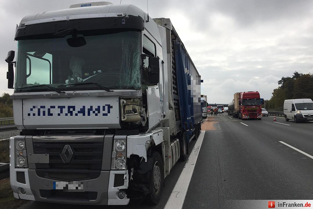 A9: Am Bindlacher Berg krachen vier Lkw ineinander