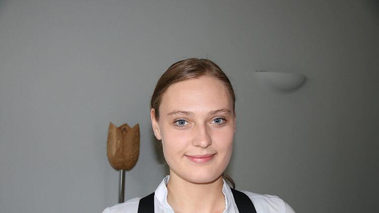 Vanessa Zeller lernt bei Hermann Laudensack und macht parallel dazu ihr Fach-Abitur. Foto: Ralf Ruppert