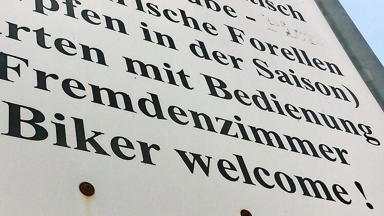 Die Hotellerie bewirbt speziell auch Biker.