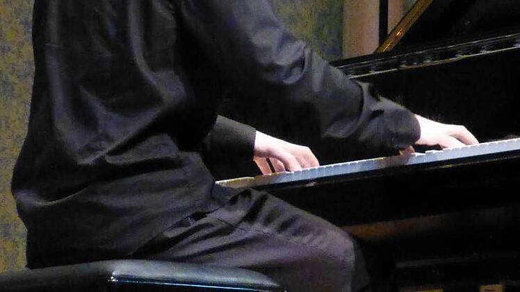 Alexey Vyakhirev