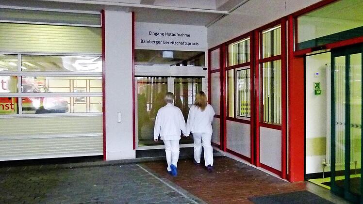 Die Notaufnahme und die Bereitschaftspraxis sind auf einem Flurkomplex des Klinikums am Bruderwald untergebracht. Foto: Marion Krüger-Hundrup