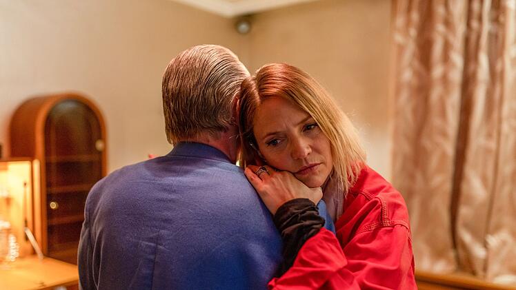 Der Räuber und die Polizistin: Andy Colussi (Bernhard Schir) gehört zu den Verdächtigen im alten wie im neuen Fall von Hauptkommissarin Lisa Kuen (Patricia Aulitzky). Bei ihren Ermittlungen kommt sie dem Gangster ein bisschen zu nahe.