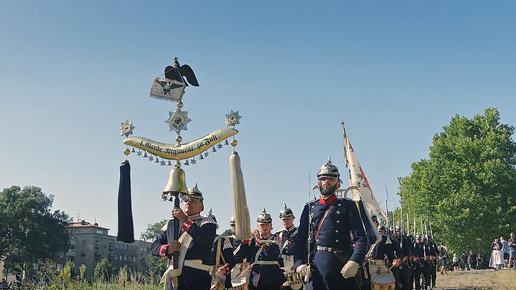 Erinnerungskultur: Darsteller des 1. Preu&szlig;ischen Garderegiments spielen den von Johann Gottfried Piefke komponierten "K&ouml;niggr&auml;tzer Marsch" beim j&auml;hrlichen Live-Reenactment in K&ouml;niggr&auml;tz.