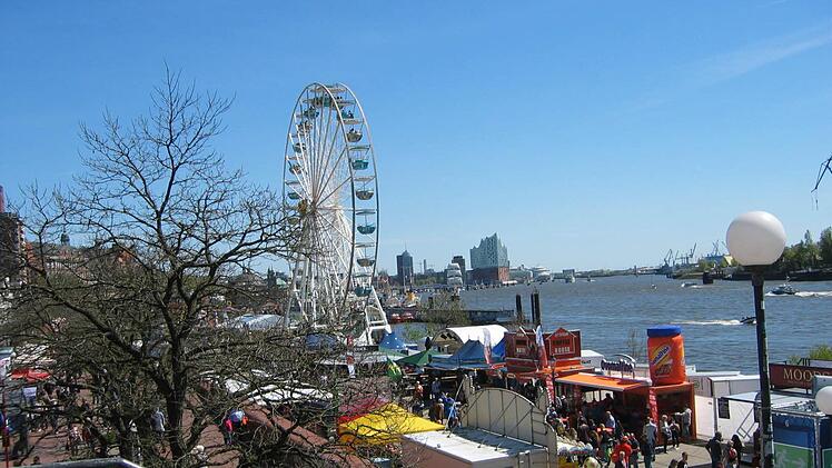 Hamburg und B&uuml;sum waren das Ziel des THW Bad Kissingen  Foto: THW