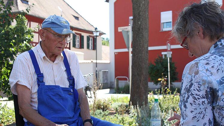 Aus seinen   83 Lebensjahren hat Ludwig Einwich in Memmelsdorf einiges zu erzählen. Foto: Marcel Terillo