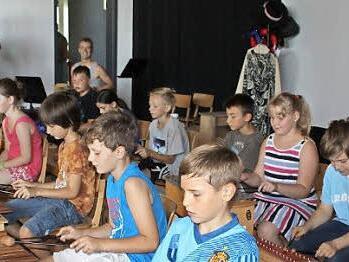 Bei der Generalprobe waren die Schüler hoch konzentriert. Foto: Sonja Werner