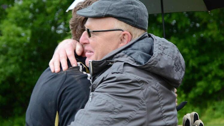 Schnappschüsse nach dem Titelgewinn mit dem Sieg in Albertshausen.