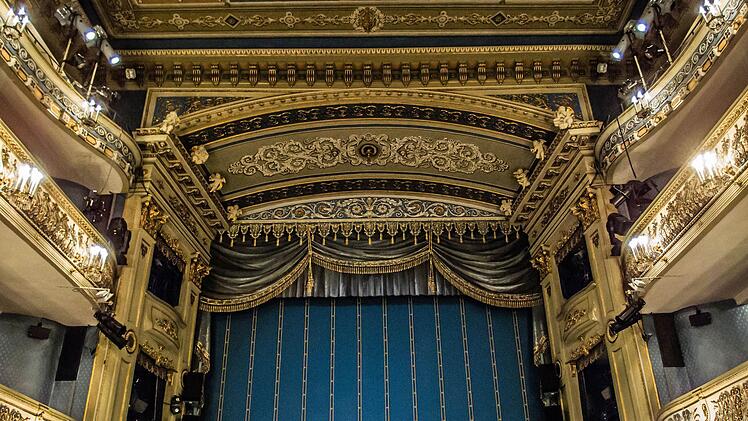 Ein Werkstattgespräch zu Benjamin Brittens "Peter Grimes" findet am Donnerstag (17. Januar, 18 Uhr) im Landestheater Coburg statt.Foto: Jochen Berger