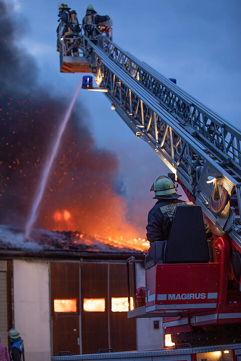 In Weißenburg hat ein Anbau an einer Werkstatt gebrannt