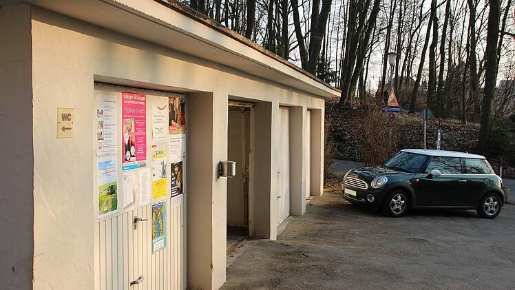 Auch die Garagen werden abgerissen.