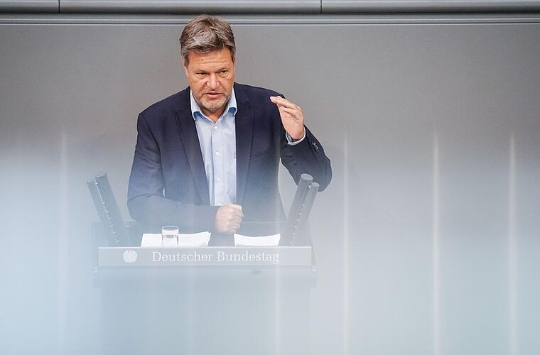Habeck warnt vor Dauerschäden für Wirtschaft