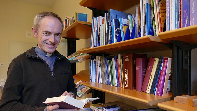 Spiritual Michael Dotzauer leitet auch die Diözesanstelle "Berufe der Kirche". Foto: Marion Krüger-Hundrup