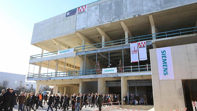 Richtfest für Siemens-Bürogebäude. Foto: Barbara Herbst