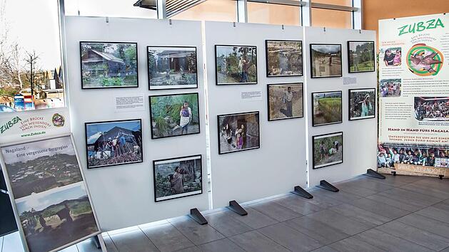 Die Ausstellung &uuml;ber das Nagaland war auch schon im Weisendorfer Rathaus zu sehen, jetzt kommt sie nach Herzogenaurach. Foto: sae