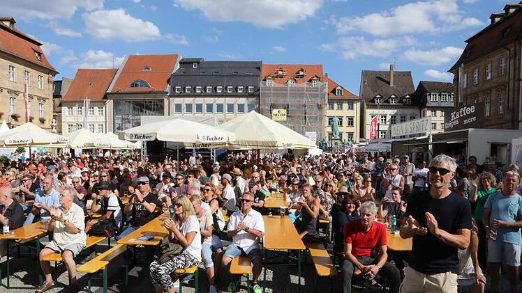 Der Großteil der Besucher der Innenstadt kam zum Blues- & Jazzfestival, nicht zum verkaufsoffenen Sonntag.   Foto: Barbara Herbst