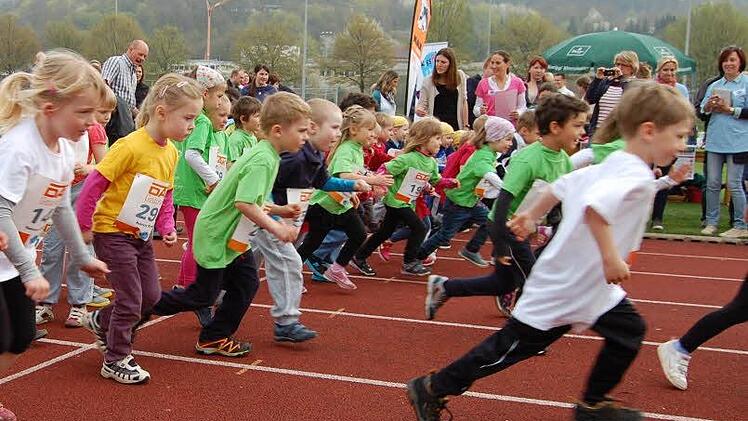 Auf geht's: Start zum Rakoczy-Kinderlauf Fotos: Sigismund von Dobschütz