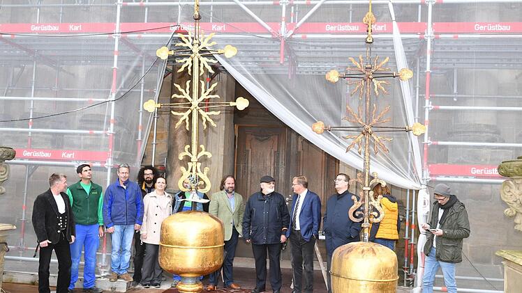 Die Turmspitzen von St. Michael in Bamberg, wurden nun geöffnet. Foto: Ronald Rinklef