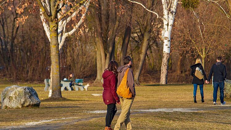 Symbolbild: Park, Spazieren