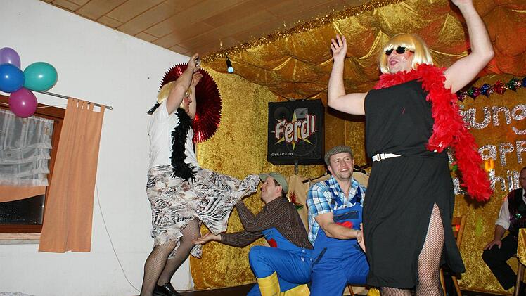 So werben in Zaubach Bauern um Frauen.