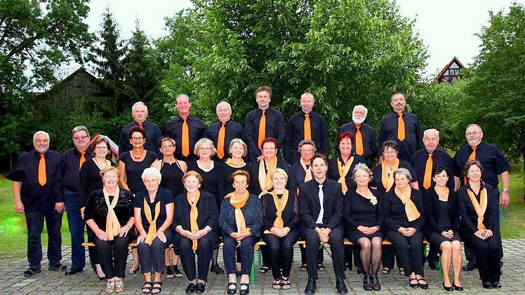 Der Chor "Alt und Jung" singt klassische und moderne Chorstücke.  Foto: Chor "Alt und Jung
