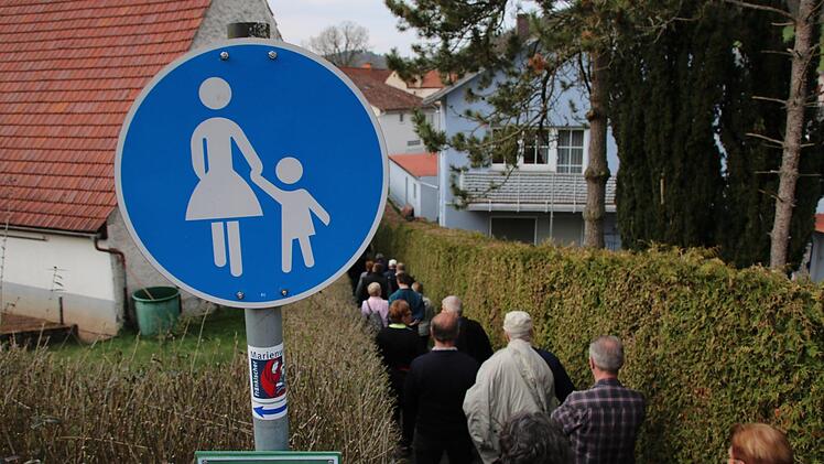 Eindrücke vom Stadt-Spaziergang durch Arnshausen. Foto: Ralf Ruppert