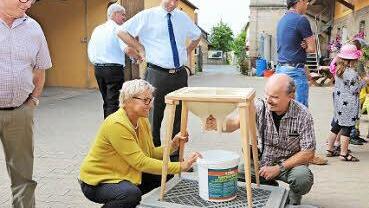 Schulleiter Uli Raab versuchte es auch.
