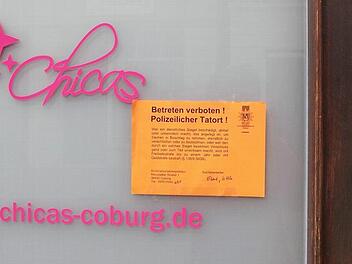 Der Tatort ist versiegelt. Bis auf Weiteres bleibt das "Chicas" geschlossen. Fotos: Christiane Lehmann