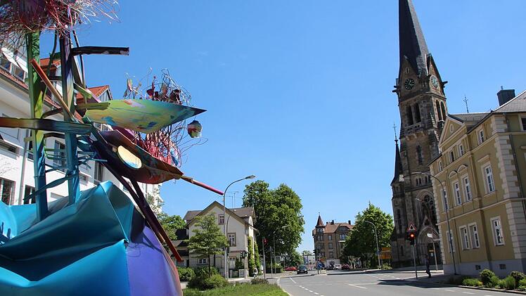 Eine neue Idee an der Ost-West-Achse bezieht sich auf das Stadtbauamt (links), das zur Stadtverwaltung werden könnte. Foto: Ekkehard Roepert
