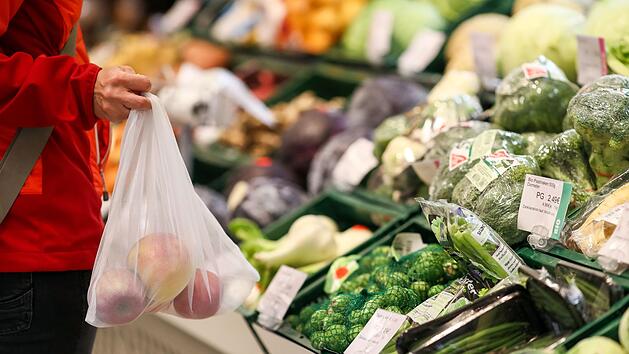 Einkauf im Supermarkt an Silvester: Wo geht es wie lange?