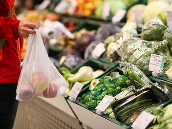 Einkauf im Supermarkt an Silvester: Wo geht es wie lange?
