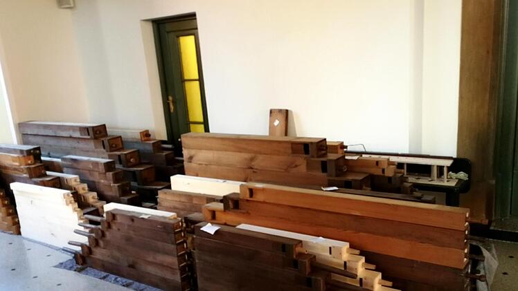 Die Pfeifen warten auf ihren Einbau.Johanna Blum