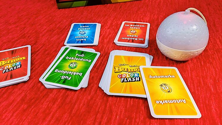 Tick Tack Bumm Color Flash - Rezension des Wortspiels mit Farbkugel