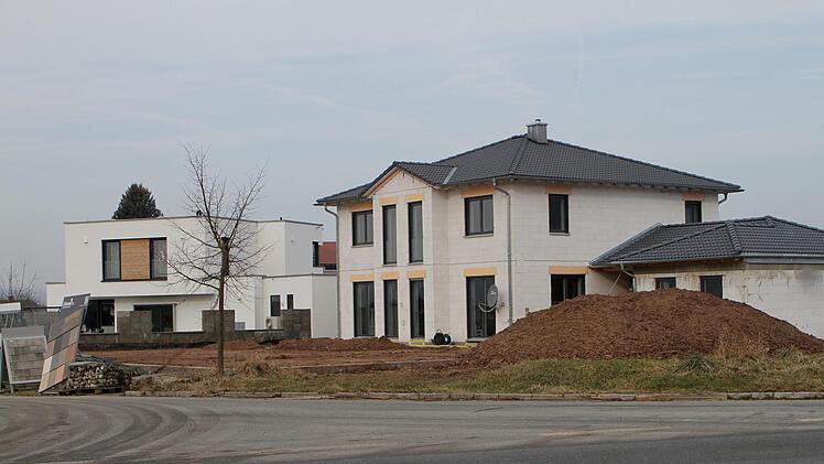 Kräftig gebaut wird "an der Flachsdarre" und nur noch ein Bauplatz steht dort zur Verfügung.Günther Geiling