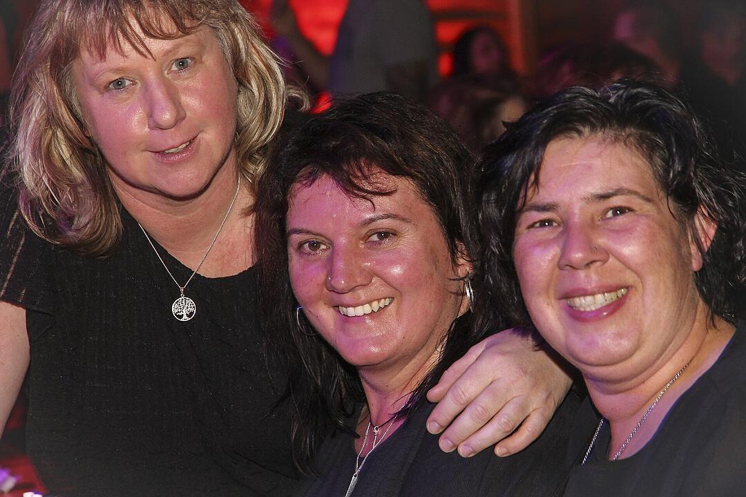 Party und Tanz in der Dreifachhalle