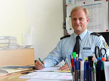 Ralf Wiegand ist Leiter des Aus- und Fortbildungszentrum der Bundespolizei in Oerlenbach. Carmen Schmitt
