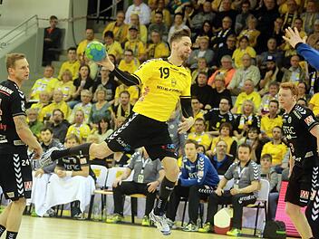 HSC 2000 Coburg hat mit dem Sieg gegen Erlangen viel Selbstvertrauen getankt. Das soll sich auch im Duell beim Vierten Friesenheim fortsetzen, denn dann hätten die Coburger neun Punkte Vorsprung. Foto: Timo Geldner