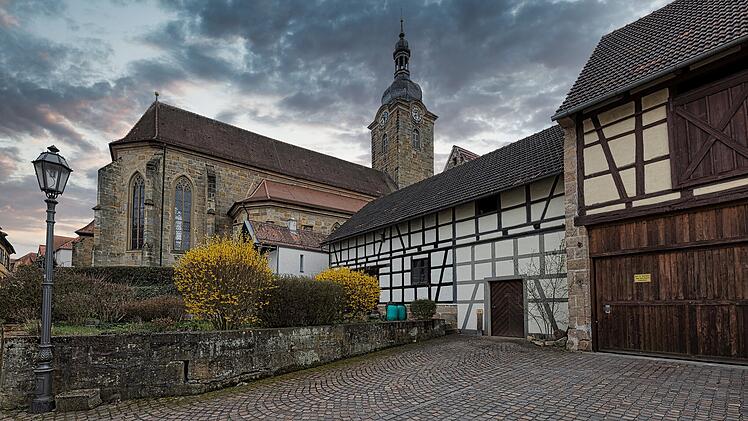 Der Roadtrip beginnt im unterfränkischen Ebern, mit seinem prächtigen Fachwerk-Altbau im Ortskern.