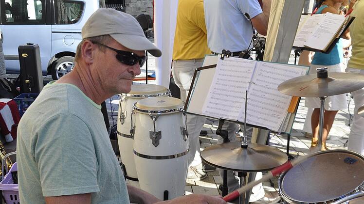 Drummer Dieter Schmidt. Foto: Peter Klopf