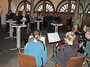 Die Akkordo-Froggs sorgten unter der Leitung von Karin Meyer-Jungclaussen für die musikalische Umrahmung der Neubürger-Begrüßung.