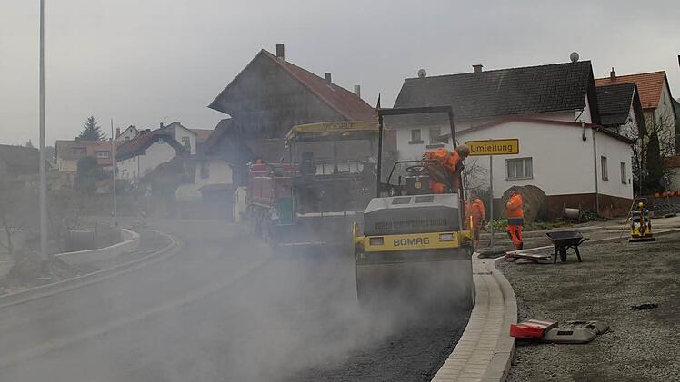 Wo gearbeitet wird, steigt Dampf auf. Foto: Stephanie Elm