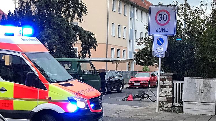 Ein Radfahrer ist bei einem Unfall am Dienstagabend in Bamberg verletzt worden.