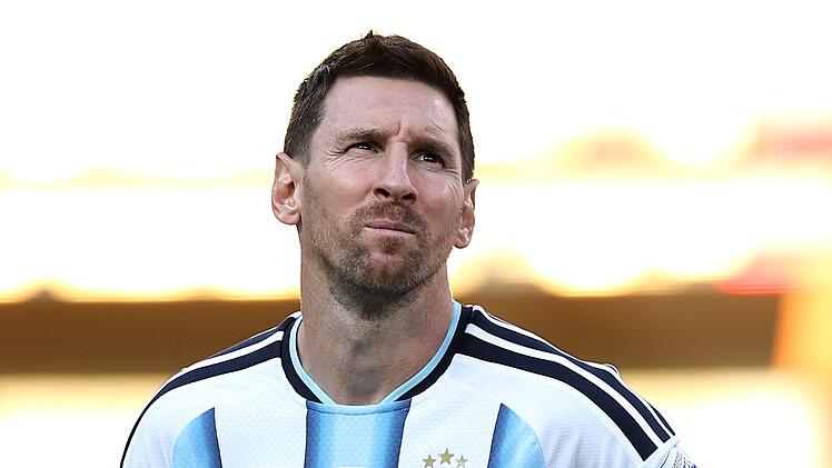 Abschied einer Fu&szlig;balllegende: Beim Freundschaftsspiel Argentiniens gegen Benin l&auml;uft Lionel Messi zum letzten Mal im Trikot der "Albiceleste" auf.